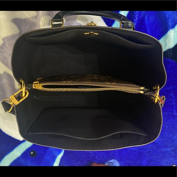 Louis Vuitton Monogram Flower Tote Bag - Picture 10 of 17